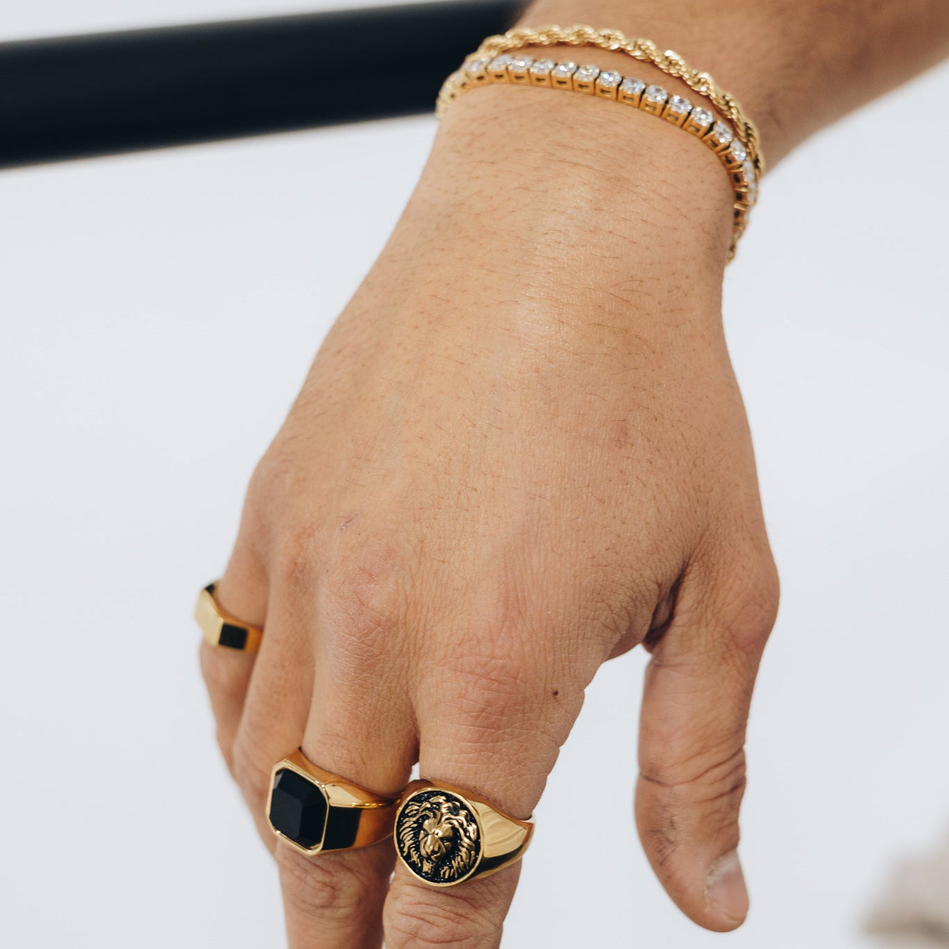 Onyx Signet - Gold