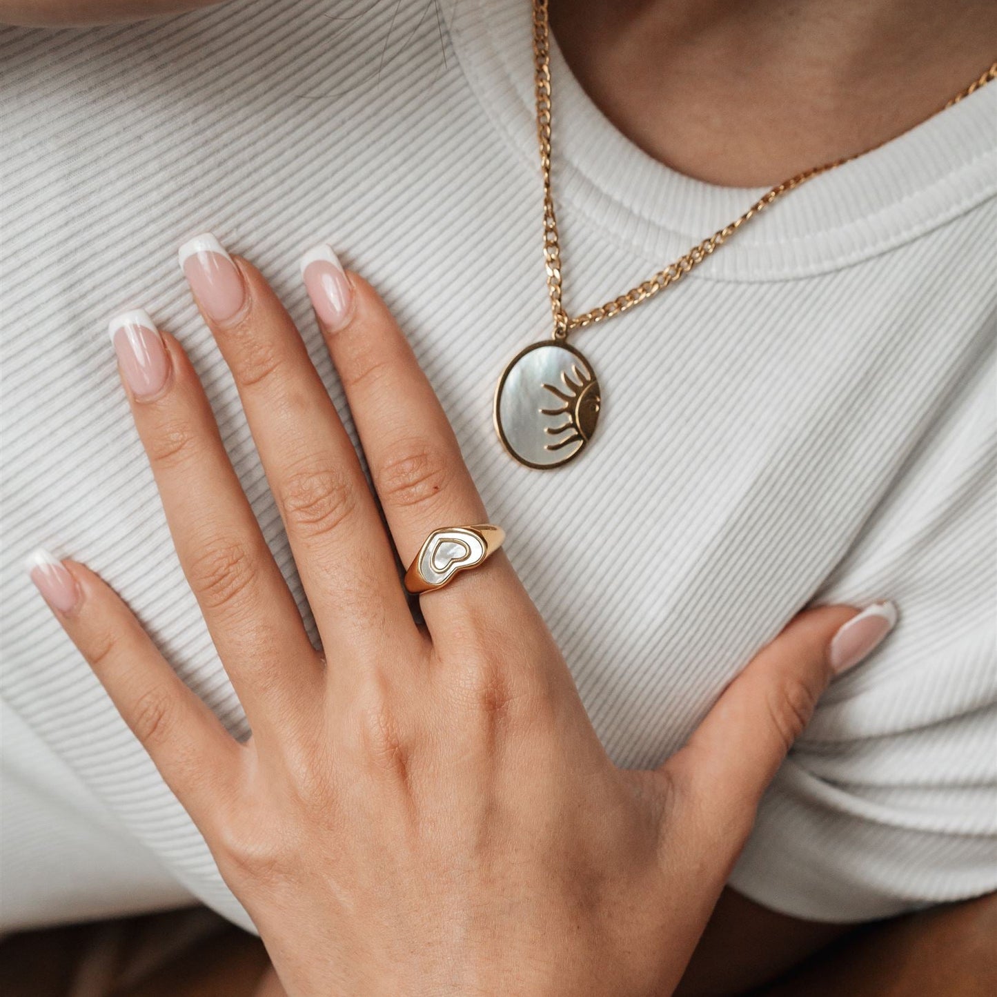 Luna Sun Pearl - Gold